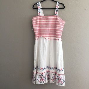 Draper James Taylor embroidered smocked Top Dress